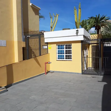 بيت للعطل Playa De Las Americas El Camison أرونا